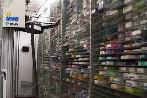 Automated hospital system for dispensing medication - Stock Image - C042/4826 - Science Photo ...