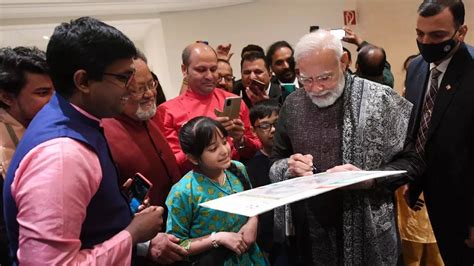 ‘Shabaash Manya’: PM Modi meets Indian diaspora in Berlin, signs ...