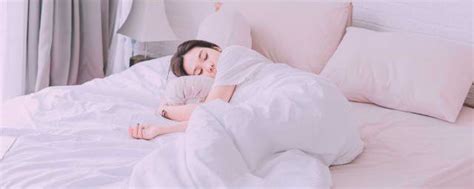 晚上睡觉说梦话是怎么回事 特别是睡觉前适量的体育锻炼能