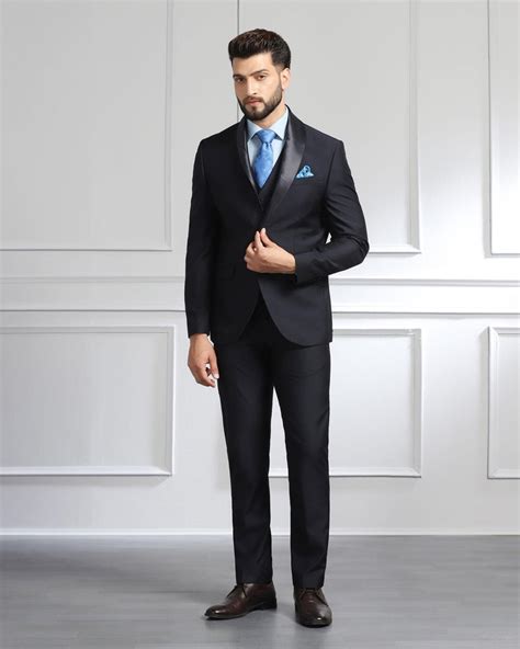 Buy Blackberrys Reception Suits: Elegant Men's Wear Collection