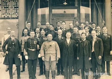 中国近代军服(十七):《觉醒年代》和《我这一辈子》中的北洋政府军警服漫话 - 知乎