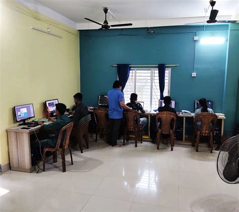 Computer Course Jobs 的图像结果