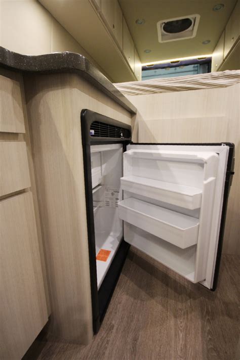 Outdoor Lifestyle 4x4 Camping Van