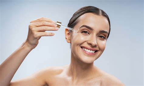 6 Things That People with Healthy Skin Never Forget To Do