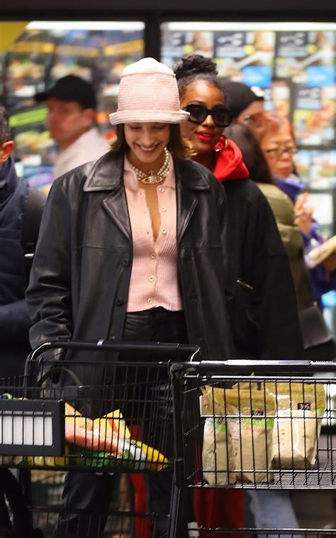 BELLA HADID, JUSTINE SKYE and KENDALL JENNER at Whole Foods in New York ...