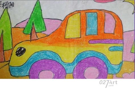 五彩的小汽车交通工具儿童画作品欣赏 — 儿童蜡笔画图片大全_蜡笔画_零二七艺考
