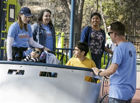 Universal Studios Employee Volunteers Pay It Forward at Annual Day of ...
