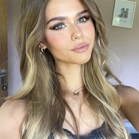 Eva - English teacher - ₹1298/h