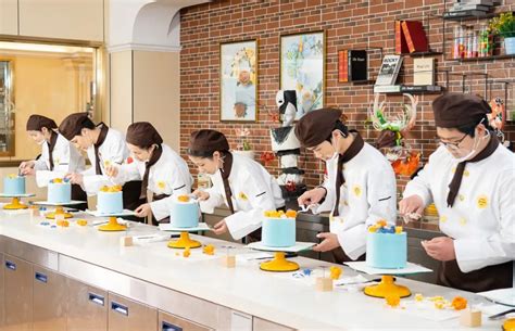 这群心青年的烘焙手艺在广州社区“圈粉”，然而……_麦子