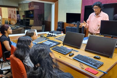Bloomberg - Asian College of Journalism