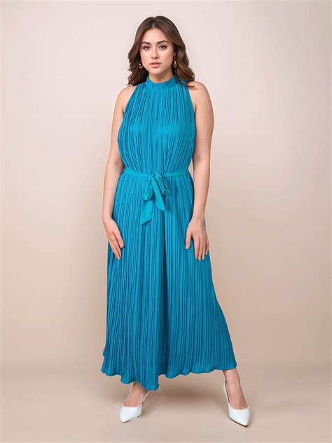 Buy Latest women Outfits on sale