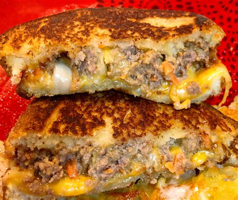 Grilled Leftover Meatloaf Sandwich | RecipeLion.com