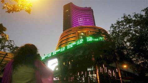 Diwali picks 2018: HDFC Securities bets on ICICI Bank, Cyient, Dr Reddy ...