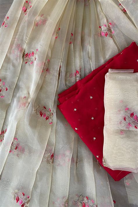 Lehenga Sets for Women: Find Your Perfect Wedding Look