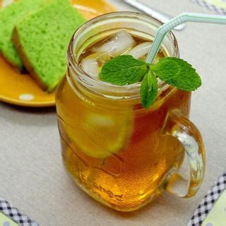 5 Favourite Tea Quotes from Famous Authors – Tea Trunk
