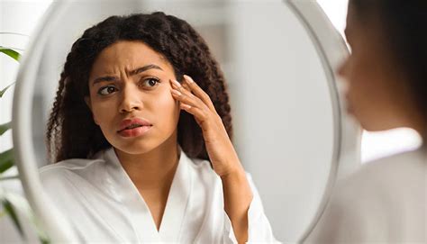 8 DIY Ways To Get Glow on Tired Skin - lifeberrys.com