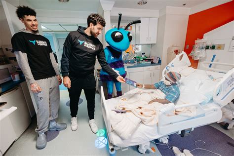 Hornets Players Visit Patients At Novant Health Hemby Children's ...