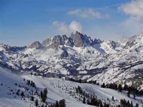 Mammoth Mountain Ski Resort | Nevada hiking, Mammoth mountain ski ...