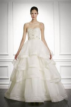 Carolina Herrera Wedding Gowns by Sweet Carolina Herrera 9 Sophisticated New Wedding Carolina Herrera Wedding Gowns