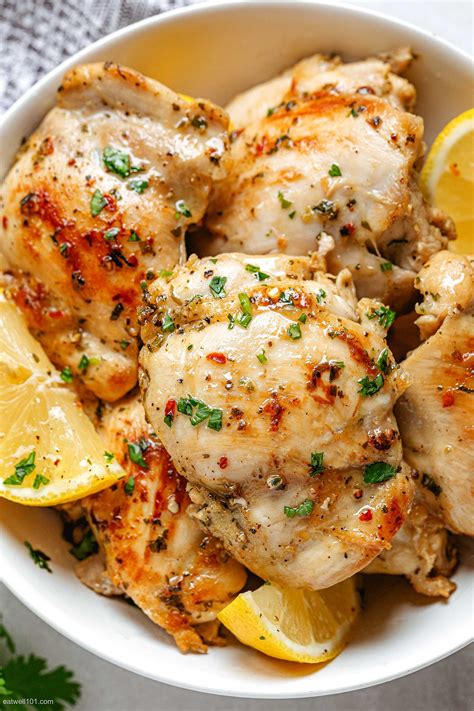 Garlic Lemon Boneless Skinless Chicken Thighs Recipe — Eatwell101