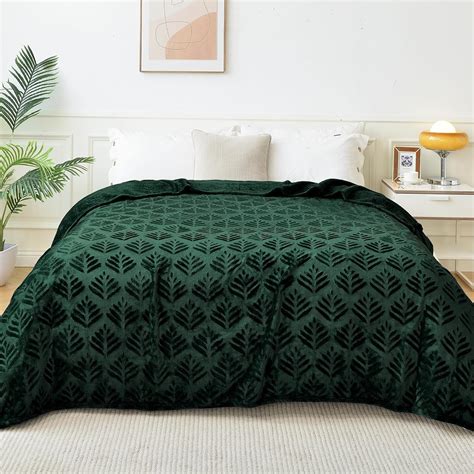 Exclusivo Mezcla King Size Fleece Blanket for Bed, Super Soft and Warm ...