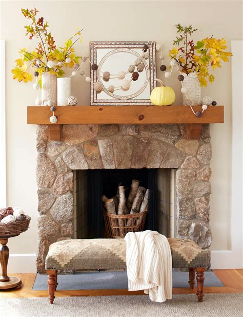 28 Cozy Ways to Decorate a Mantel for Fall