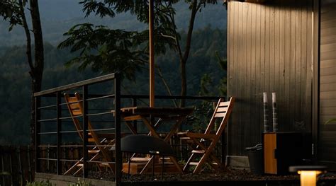 BOBOCABIN DIENG PASS, BATANG - Hotel Reviews, Photos, Rate Comparison ...