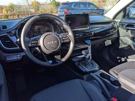 2023 Kia Seltos for Sale in Little Rock, AR | Landers Kia