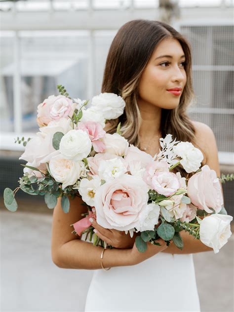Blush and Cream Bridal Bouquet | DIY Wedding Flowers | Bulk wedding ...