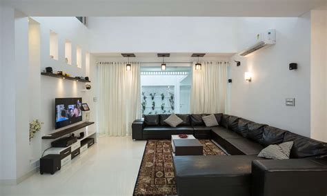 5 bedroom 5,825 sqft by Ajmal Shareef in Thrissur, Kerala