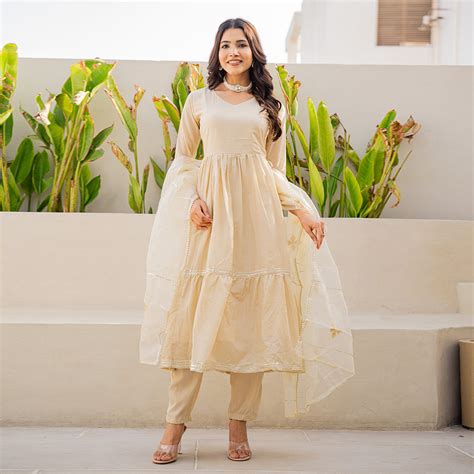 Ethnic Wear for Women | Cottonsdaily