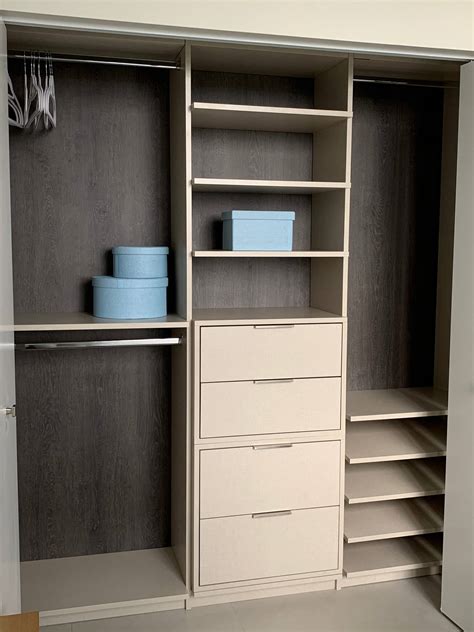 Reach In Closet Systems Reach-In Closet Designs