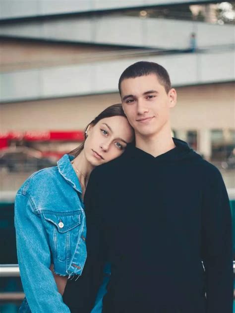 Relationship Red Flags | പുതിയ പ്രണയബന്ധം തുടങ്ങുമ്പോൾ ഇല്ലെന്ന് ...