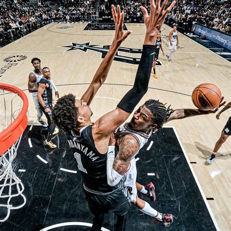 @courtsidebuzzig | These photos of Ja Morant dunking on Victor ...