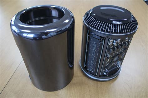 A first look at Mac Pro: Apple