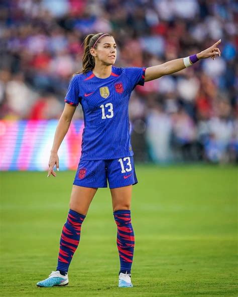 Alex Morgan Style 的图像结果