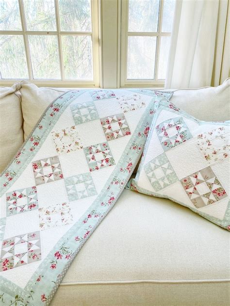 Image result for Star Table Runner Free Pattern