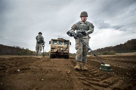Army Reserve lays down the hammer, striking through mine fields with a ...