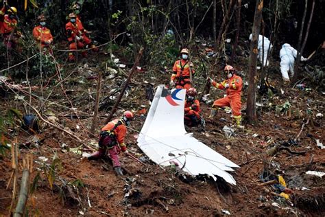 空难第5天：东航5735号航班坠机核心区10公里外发现疑似残骸__财经头条