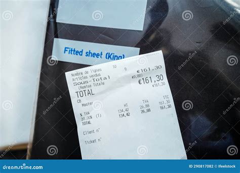 Uniqlo Exchange Policy No Receipt at Arthur Dwyer blog