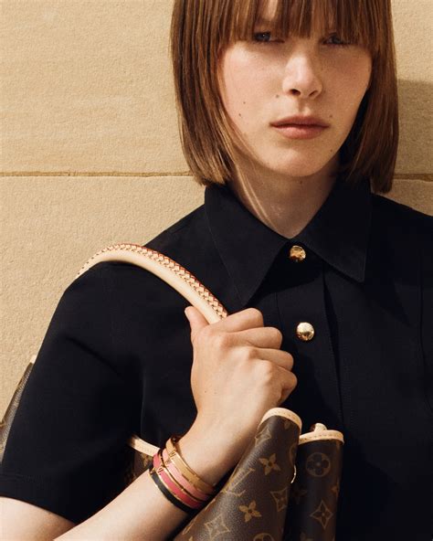 Designer Bracelets And Bangles For Women | LOUIS VUITTON