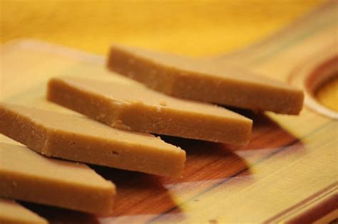 Vegan Jaggery Kaju Kathli – vijaysweets