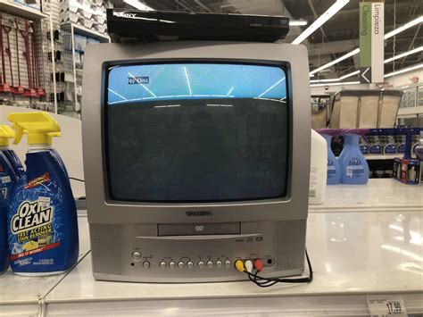 2000s Tv Set
