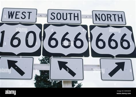 Road sign number hi-res stock photography and images - Alamy