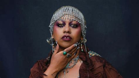 Smiths@Belco: Emily Wurramara, Belconnen Arts Centre, 118 Emu Bank ...