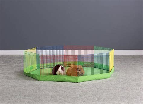 Best Flooring for Rabbits [2026 Review] Floor Covering Bunny Hutch Cage