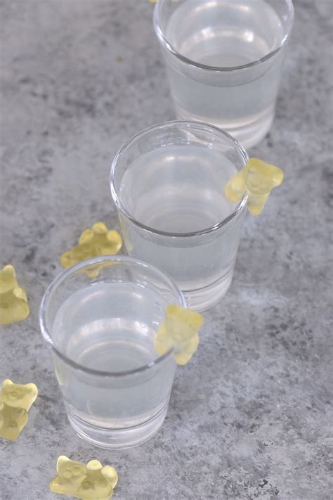 Best White Gummy Bear Shot - IzzyCooking