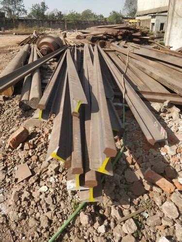 Crane Rails - Eot Crane Rail Clamp Manufacturer from Mumbai