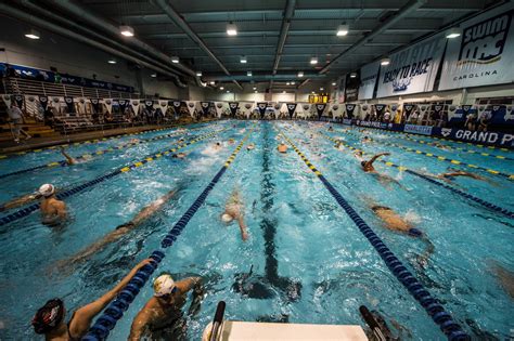 Top Five Lap Pools for Business Travelers