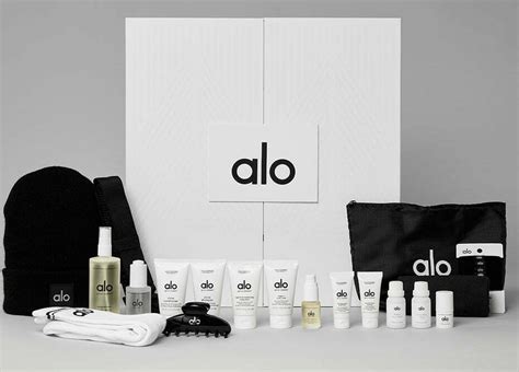 Alo Yoga Advent Calendar 2022: Full Spoilers